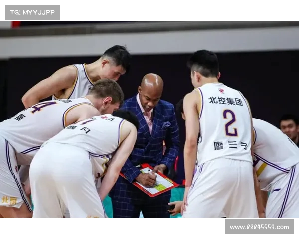 北控男篮官宣三名新教练加入团队 奥斯卡时隔两年重返助教岗位 北控男篮官宣三名新教练加入团队 奥斯卡时隔两年重返助教岗位